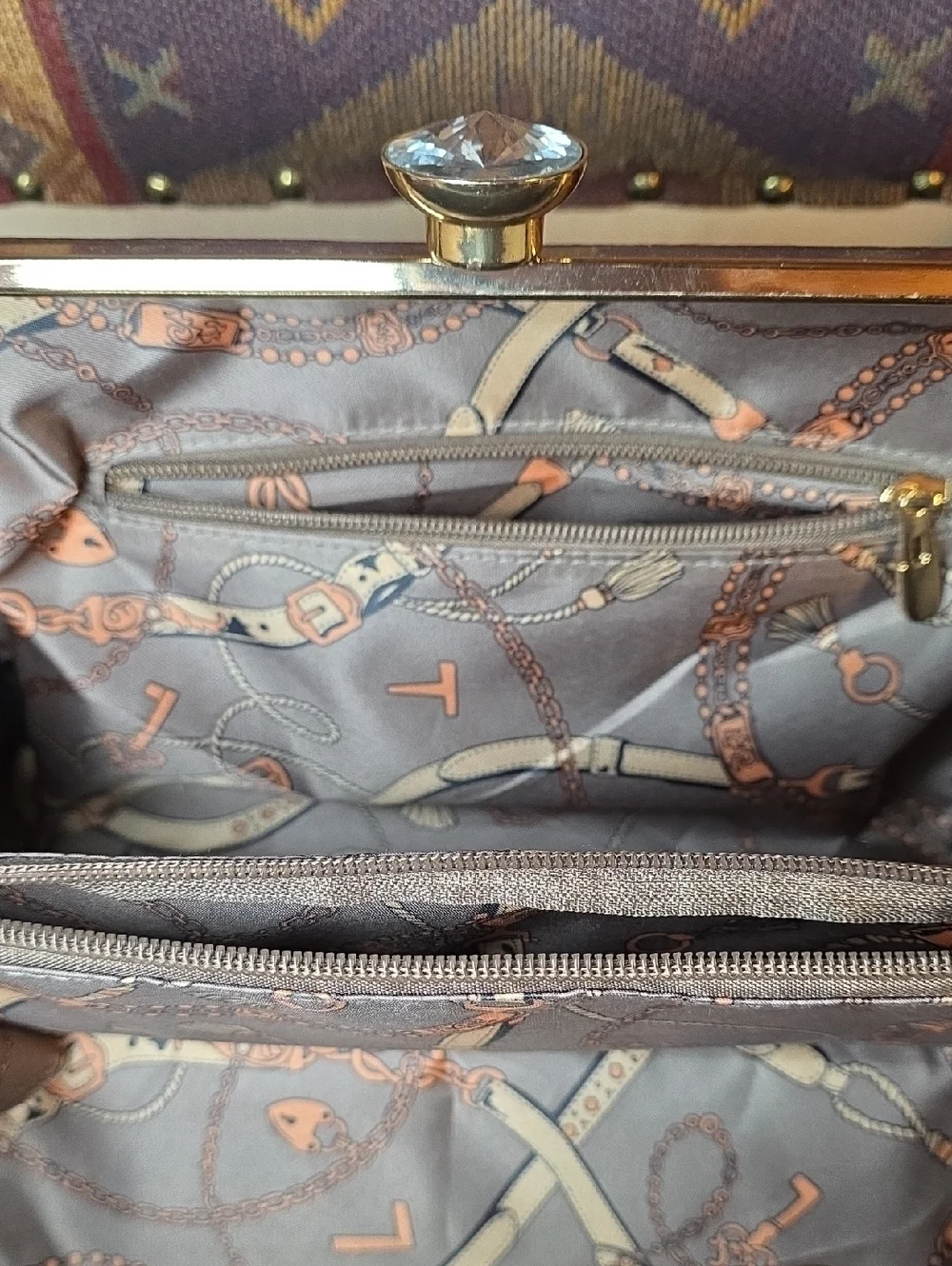 La Terre Fashion Vegan Leather Brown Satchel Handbag Rhinestone Clasp With Strap